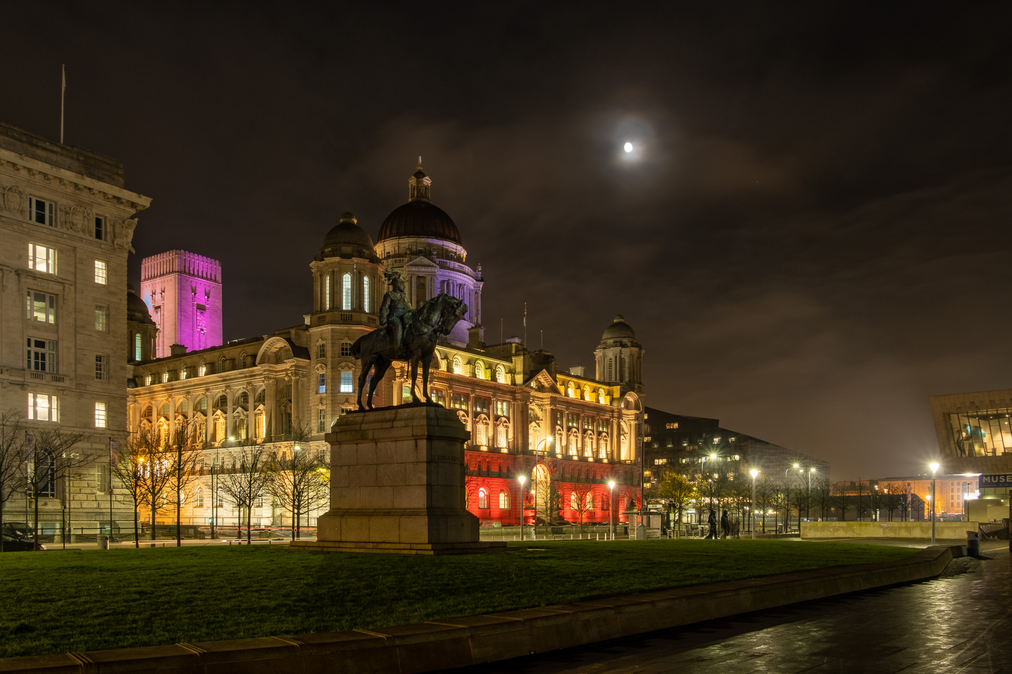 Pier Head at night